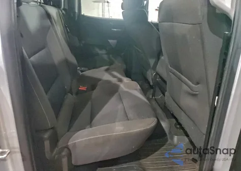 2018 Chevrolet Silverado K1500 Lt z USA, uszkodzony, nr VIN 1GCVKREC3JZ281151